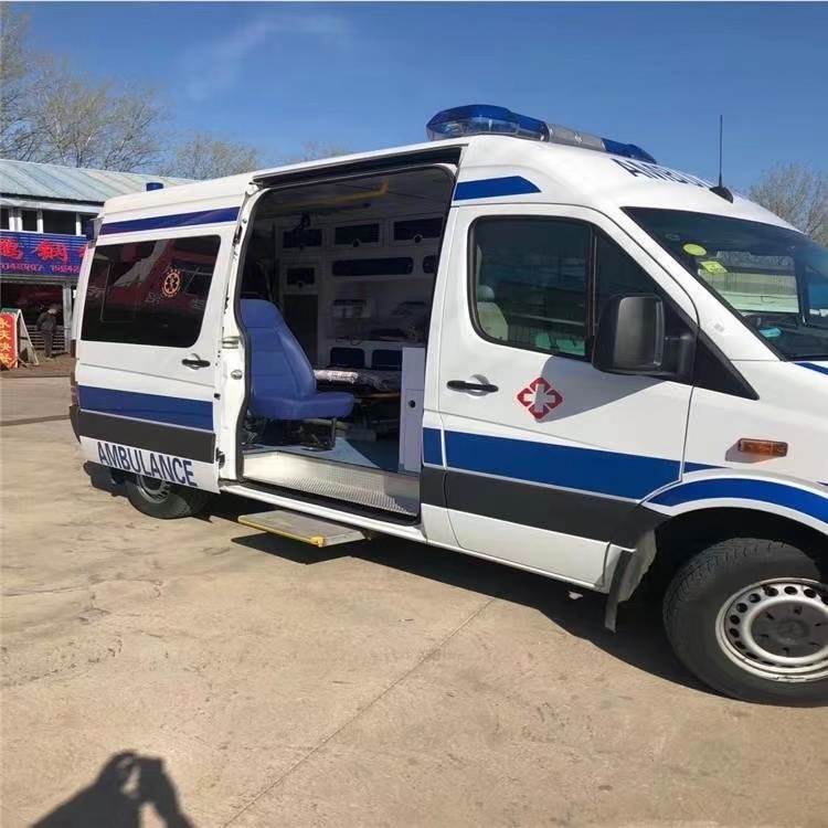禄丰私人长途救护车出租转院回家